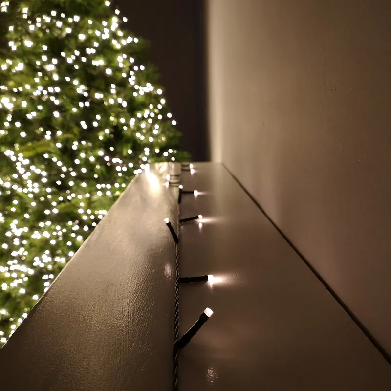 200 LED 20m Premier Christmas Outdoor 8 Function Battery Timer Lights Warm White