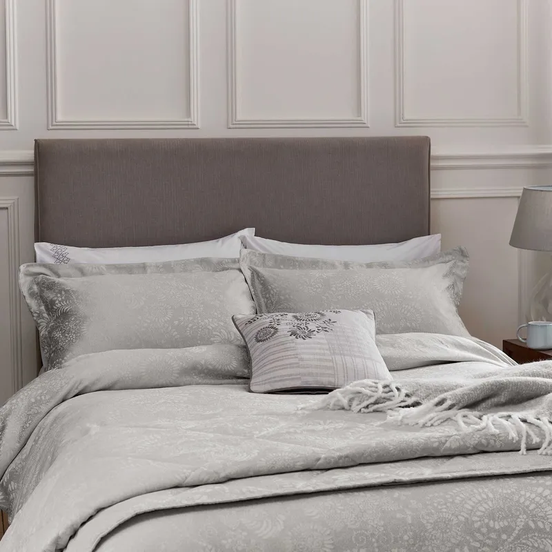 1951 Kina Kingsize Duvet Cover Set, Silver