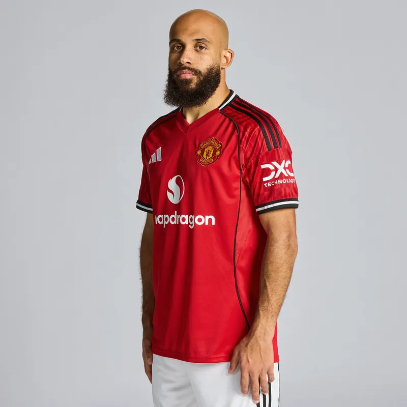 Adidas Manchester United 25/26 Home Jersey M