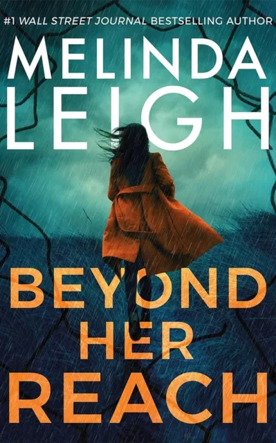 Melinda Leigh Beyond Her Reach Paperback Book Multicolor