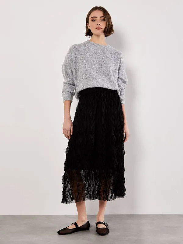Apricot Women's Wavy Tulle Midi Skirt in Black Size: 16 - Black