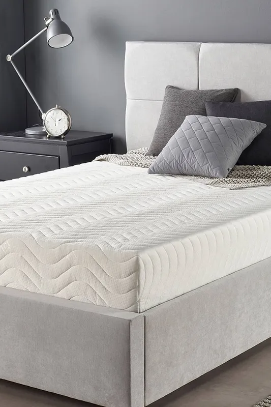 Aspire Unisex Total Relief Memory Foam Mattress in White Size: Double White Double female
