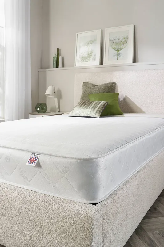 Aspire Tri-Layer Natural Wool 900 Hybrid Mattress in White Size: Small Double White Small Double