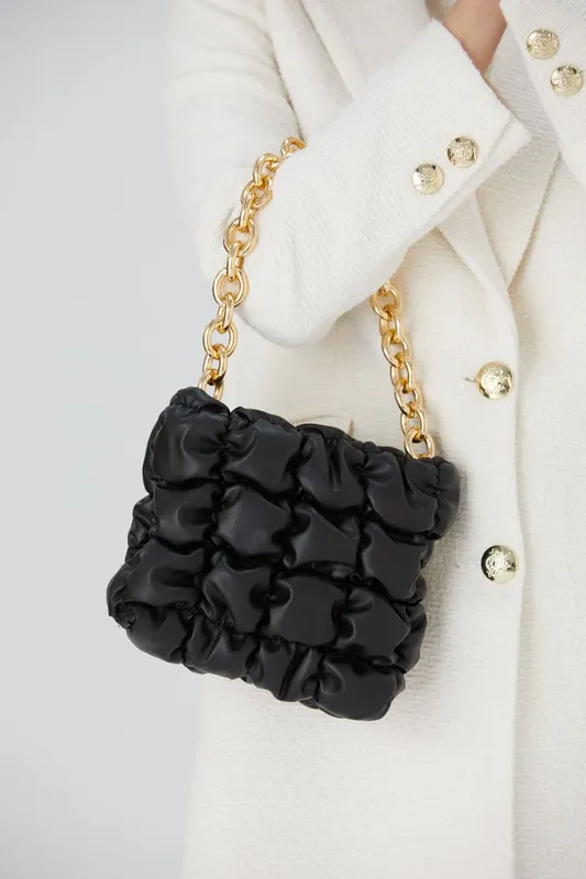 Belissh Women's Puffy Quilted chunky Chain Handbag in Black Black