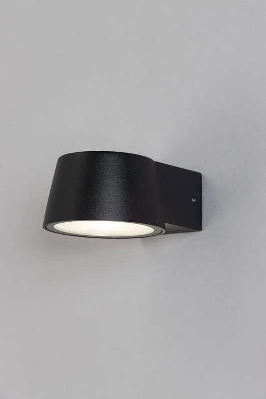 Bhs Lighting Silas Outdoor Wall Light in Black - Black