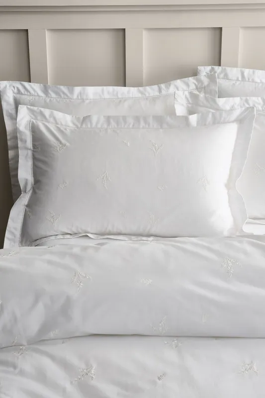 Bianca 'Lottie Floral Embroidery' 180 Thread Count Cotton Oxford Pillowcase in White White