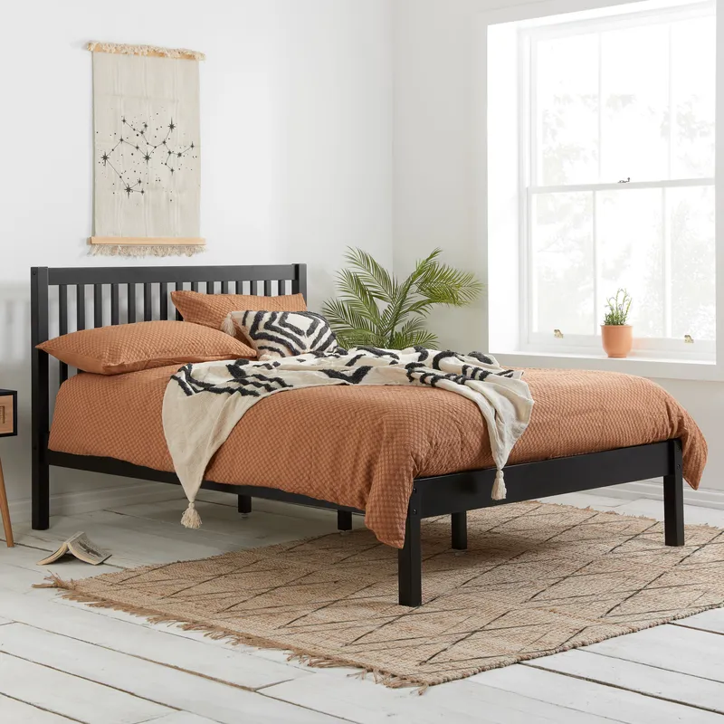 Birlea Unisex Nova Bed in Black Size: Single Black female