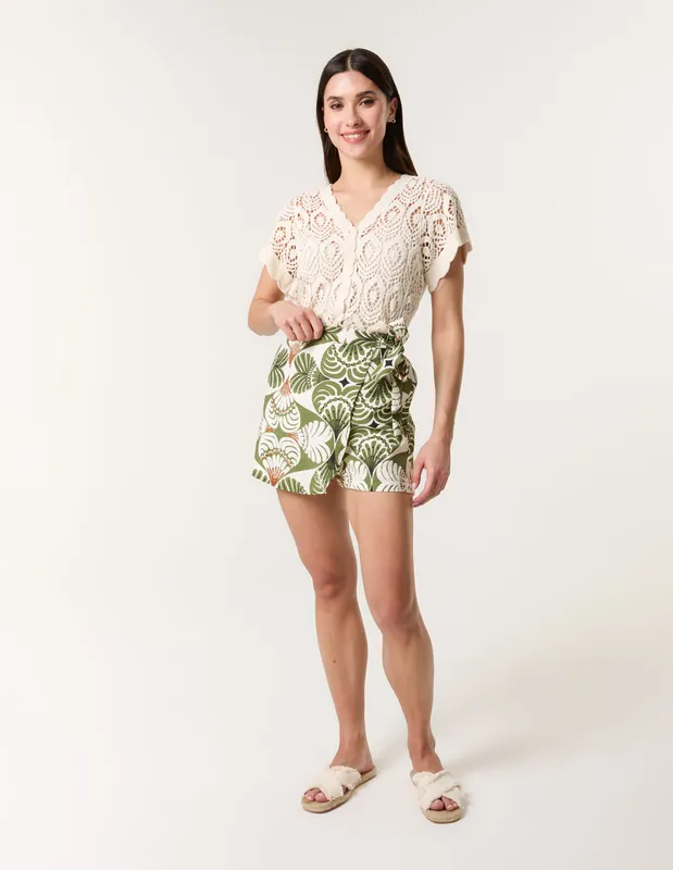 Blue Vanilla Geometric Print Wrap Belted Shorts - L / Khaki