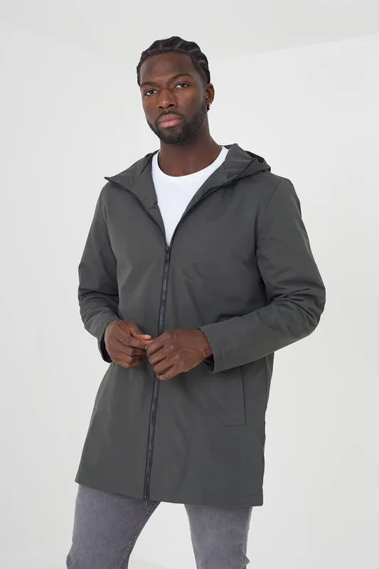Brave Soul Men's Zip Through Mac in Khaki Size: Large Khaki L