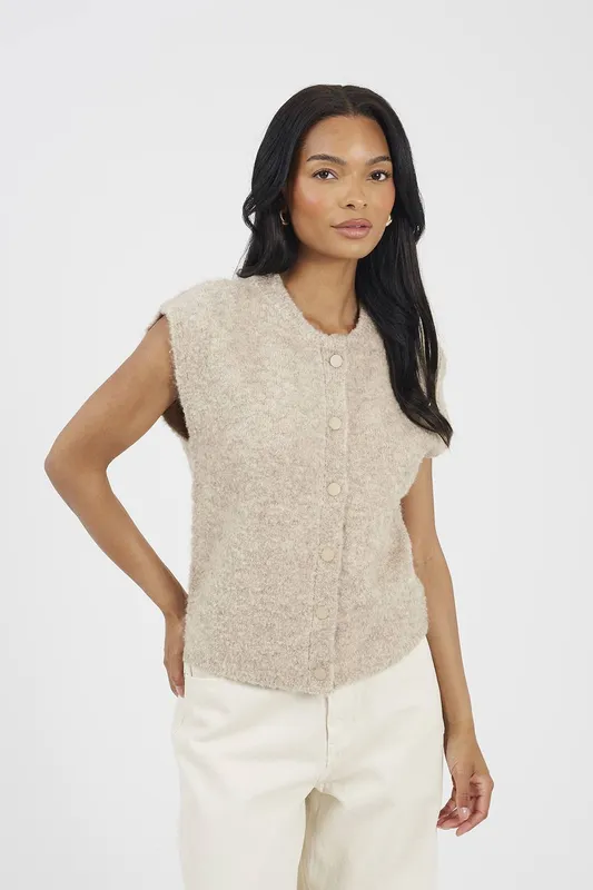 Brave Soul Women's Boucle Knitted Waistcoat in Beige Size: XL - Beige