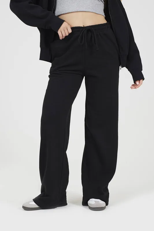 Brave Soul Women's Wide Leg Joggers in Black Size: Large Black