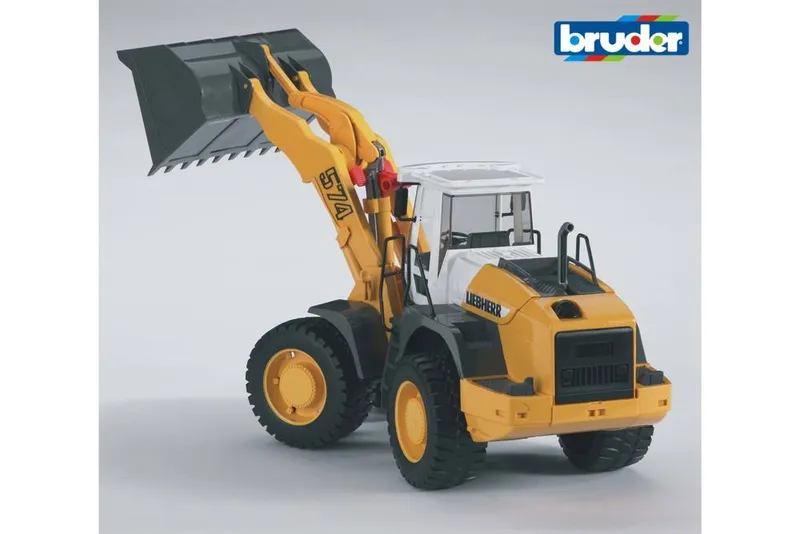 Bruder 1:16 Liebherr Articulated road loader L574 in Yellow Size: 1 Pack Yellow 1 Pack