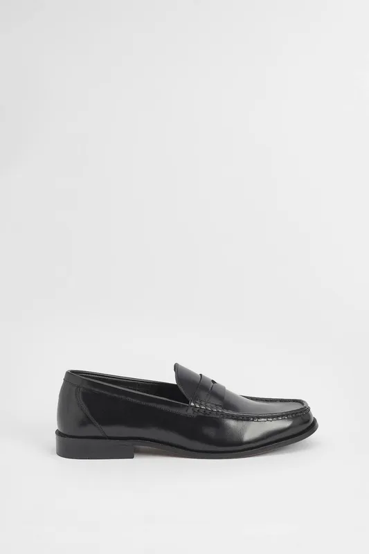 Burton Men's Black Leather Penny Loafer Size: 9 - Black