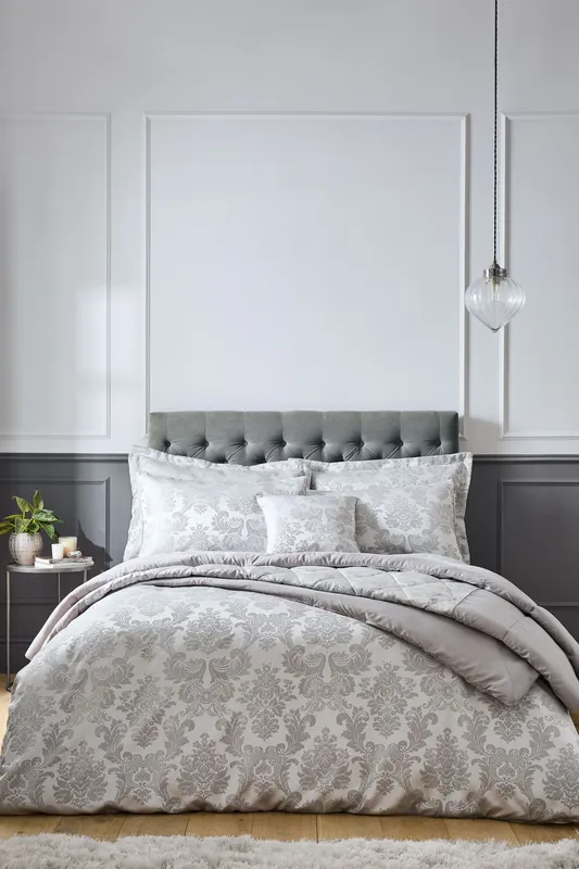 Catherine Lansfield Damask Jacquard Double Duvet Set Jacquard Silver