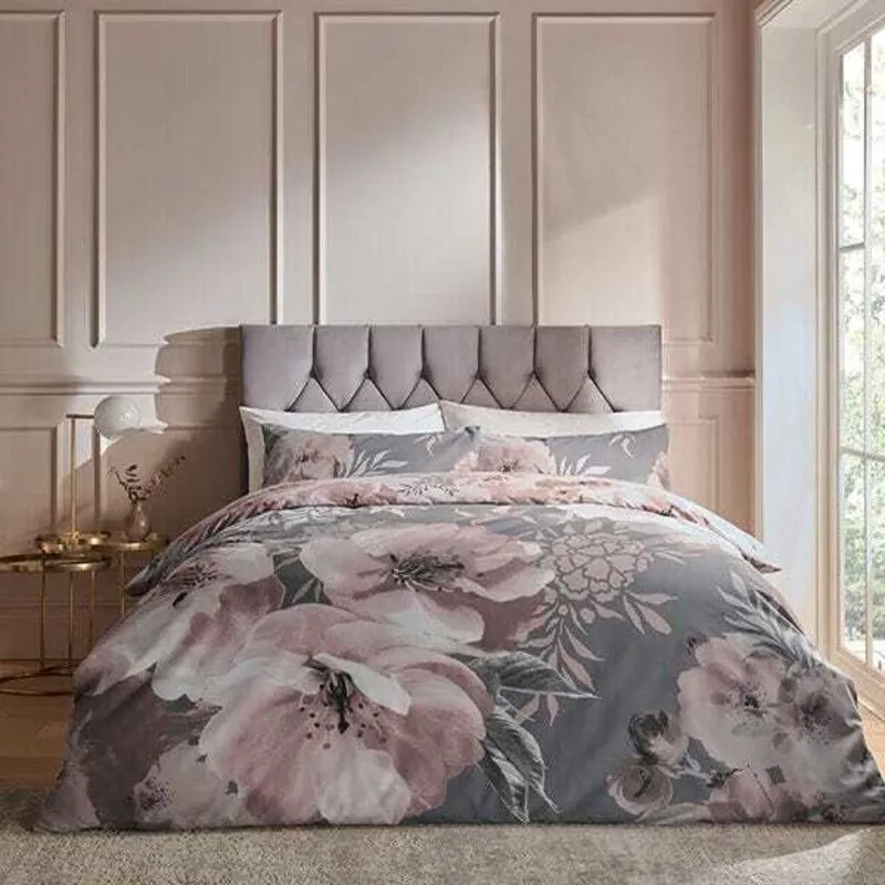 Catherine Lansfield Unisex 'Dramatic Floral' Duvet Set in Grey Size: Double Grey Double female