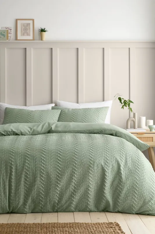 Catherine Lansfield 'Heatset Wave' Duvet Cover Set in Mint Size: Single Mint Single