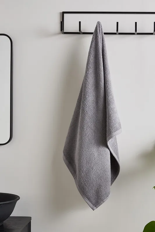 Catherine Lansfield Unisex 'Quick Dry Cotton' Towel Collection in Grey Grey female