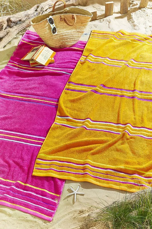 Catherine Lansfield 'Rainbow' Cotton Beach Towel Pair in Pink - Pink - Size: One Size