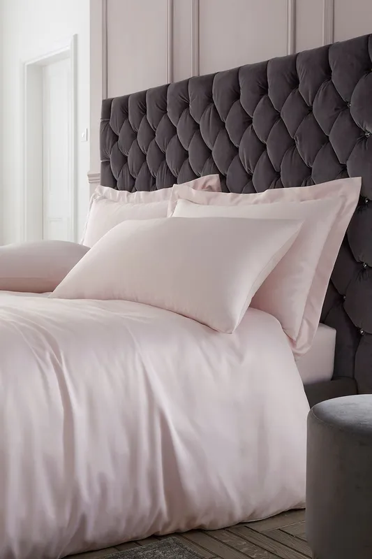 Catherine Lansfield 'Silky Soft Satin' Duvet Set in Pink Size: Double Pink Double