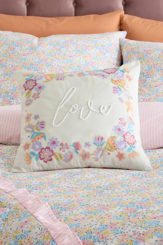 Catherine Lansfield Unisex 'Love' Embroidered Cushion in Natural Size: 45cm x 45cm Natural 45cm x 45cm female