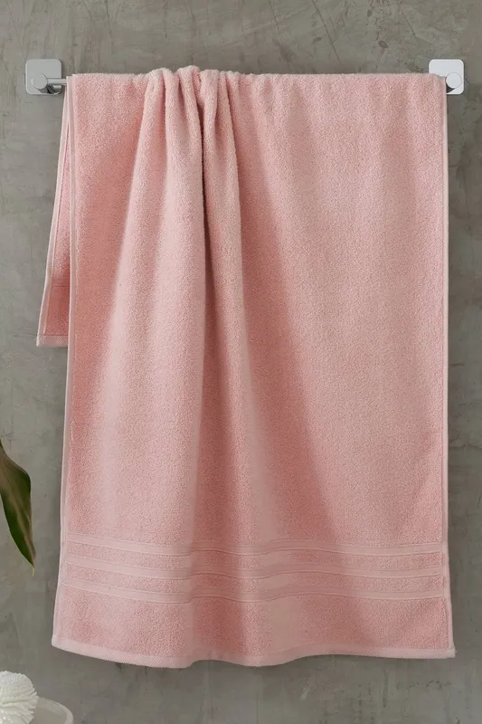 Catherine Lansfield Unisex 'Zero Twist' Bath Sheet in Pink Pink female