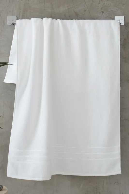 Catherine Lansfield 'Zero Twist' Bath Sheet in White White Bath Sheet