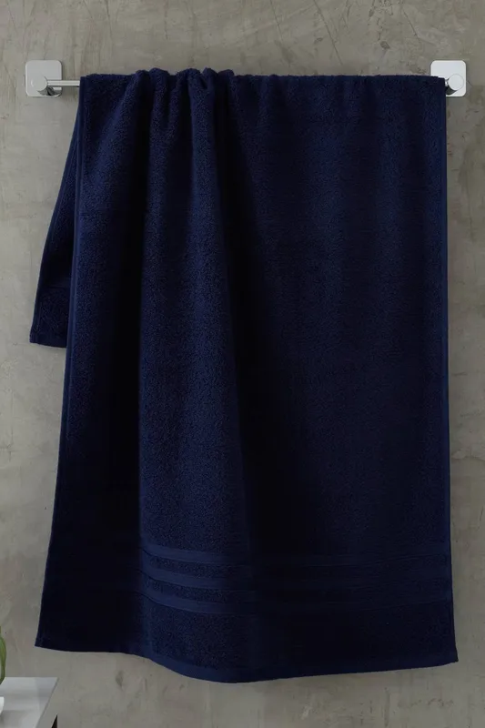 Catherine Lansfield Unisex 'Zero Twist' Hand Towel in Navy Navy female