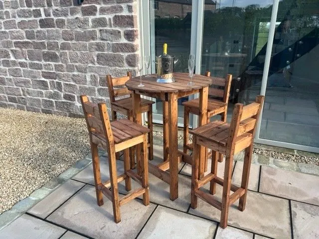 Charles Taylor Trading Deluxe Alfresco Bar Set Four Seater in Brown Brown