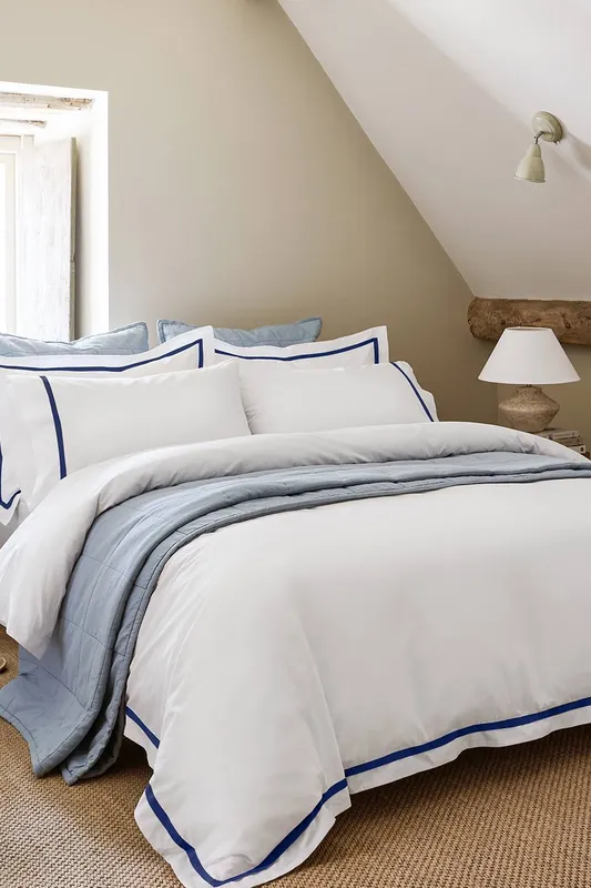 Christy 'Beaumont' Luxury Cotton Percale Hotel Duvet Cover Sets in Navy Size: Double - Navy - Size: Double