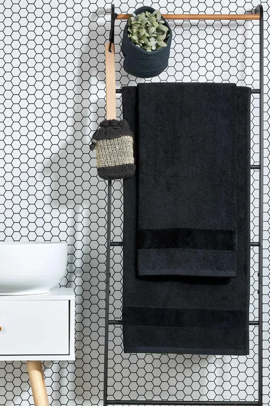 Christy Unisex 'Prism' Bold Luxury 100% Turkish Cotton Towels in Black Black female