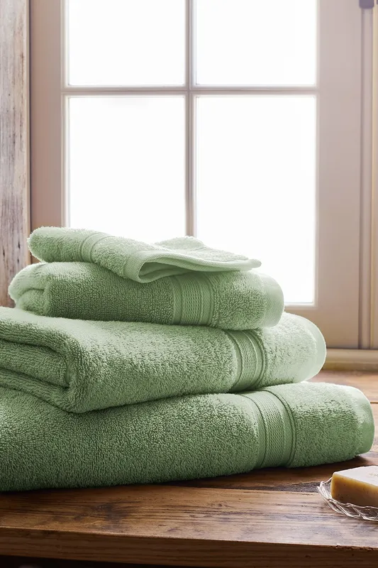 Christy Unisex 'Serene' Pastel 100% Combed Cotton Towels in Green Green female
