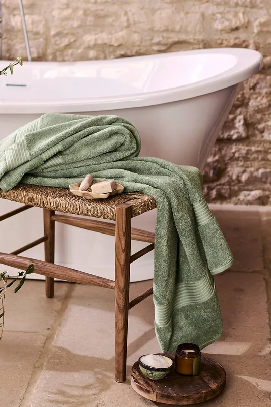 Christy 'Supreme Hygro' Luxury 100% Supima Cotton Pile Towels in Green Green