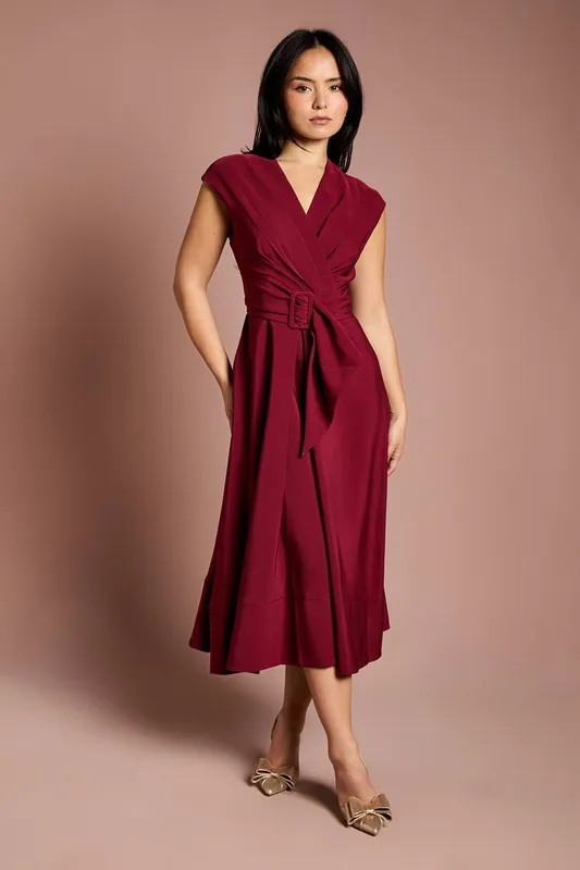 Coast Women's Petite Belted Crepe Dress in Wine Size: 8 Wine