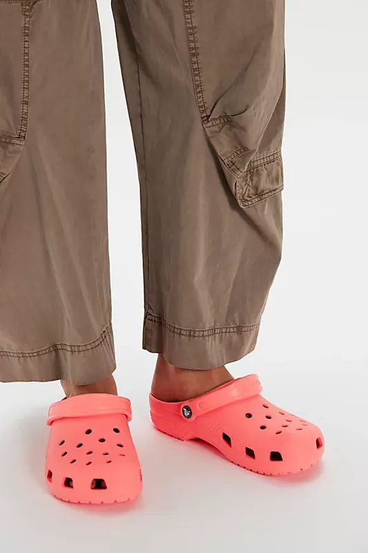 Clogs Crocs Classic Rose 37/38