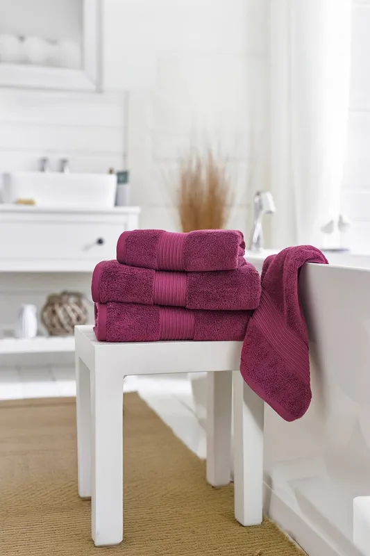 Deyongs Unisex Bliss Pima Supersoft Fluffy Cotton 650gsm Towels in Cerise Cerise female