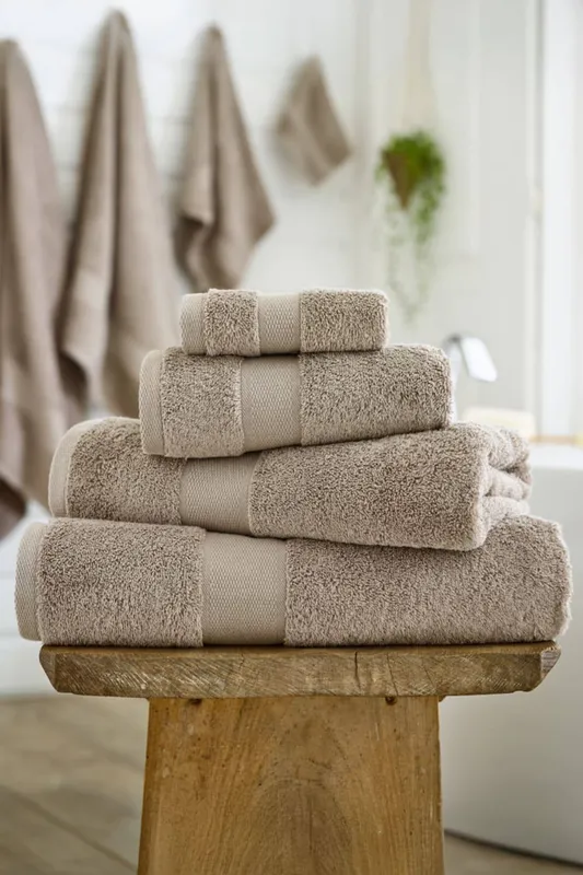 Deyongs Egyptian Embrace Towels - Egyptian Cotton Fluffy, Soft & Absorbent 1846 in Taupe Taupe