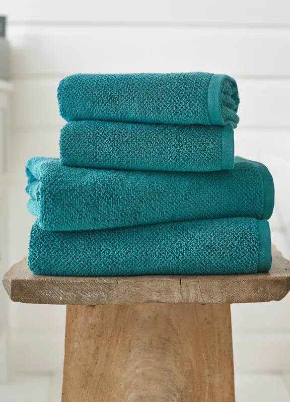 Deyongs Romeo Luxury Textured Quik Dri 100% Cotton Towels in Turquoise Size: Bath Towel - Turquoise - Size: Bath Towel