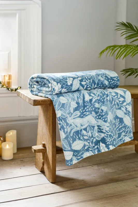 Deyongs Winter Forest 140x180cm Throw – Soft Printed Fleece Blanket – Woodland Animal Design in Mid Blue Size: 140cm x 180cm - Mid Blue