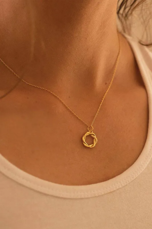 Elk & Bloom Women's 14K Gold Circle Necklace - Gold