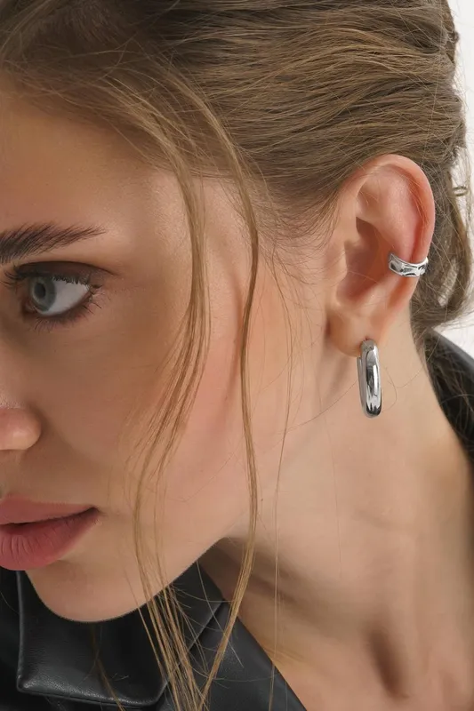 Elk & Bloom Women's Chunky Silver Hoop Earrings - Silver - Size: One Size