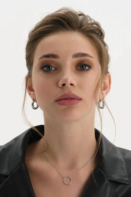Elk & Bloom Women's Small 14K Gold Thick Hoops Gold female