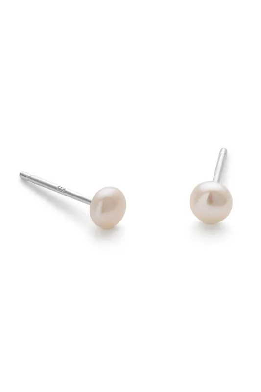 Elk & Bloom Women's Small Silver Real Pearl Stud Earrings - Silver