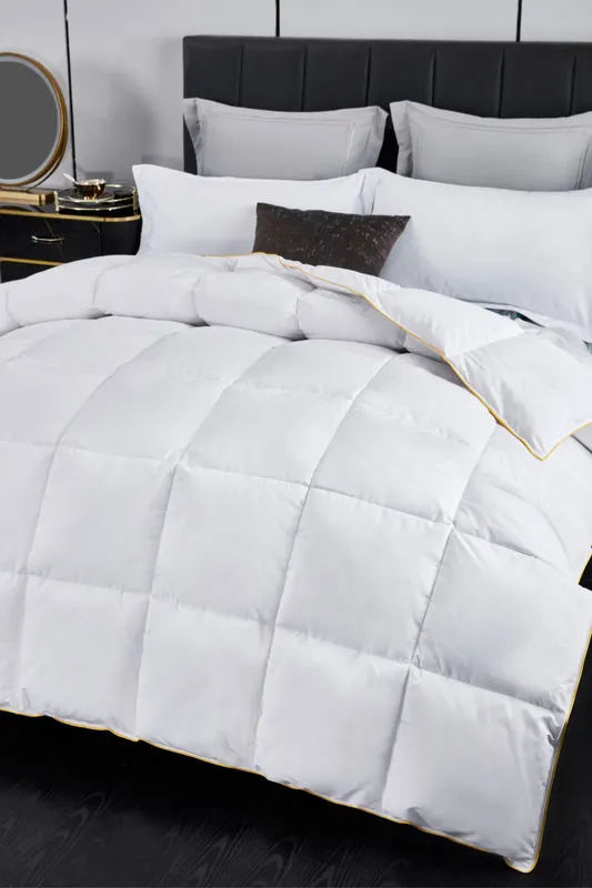 Ezysleep 15tog Premium Goose Feather & Down Duvet in White Size: Super King - White - Size: Super King