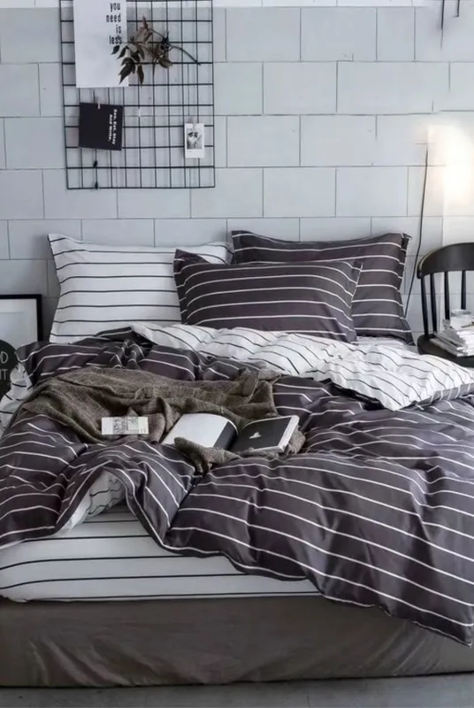Ezysleep Grey Stripe Printed Duvet Set Size: King Grey King