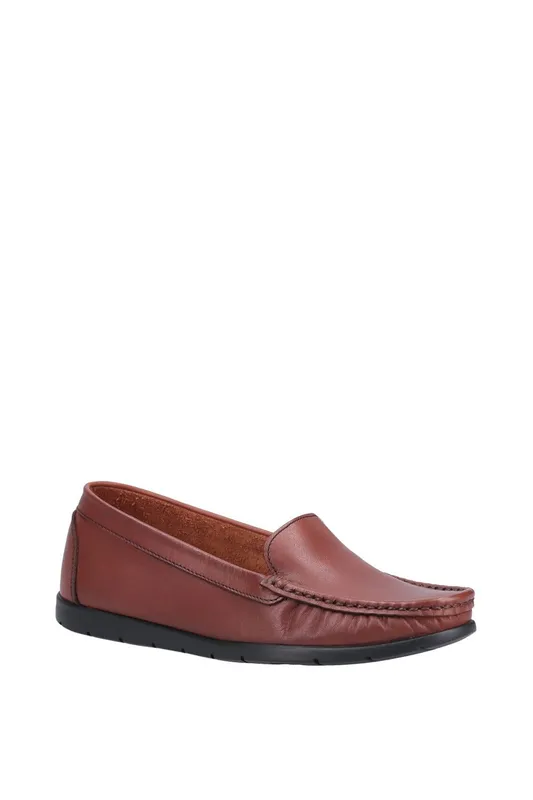Fleet & Foster Women's Tiggy Loafer in Tan Size: 7 Tan