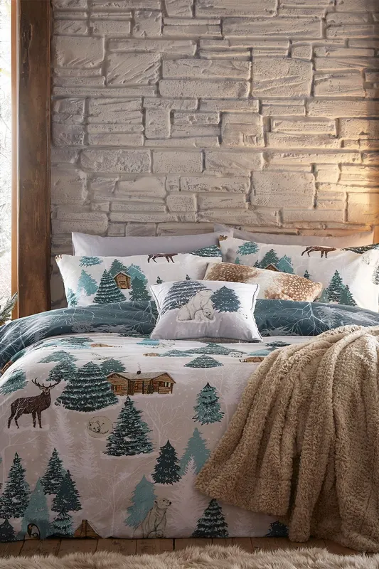 Furn Arcticus Arctic Animal Reversible Duvet Cover Set in Blue Size: Double Blue Double