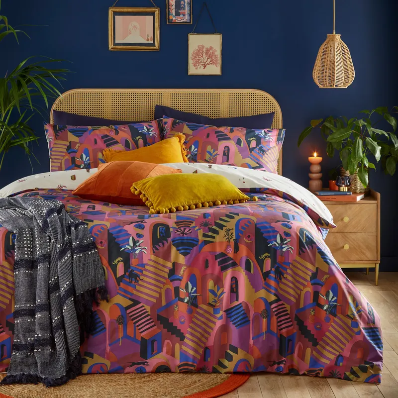 Furn Eivissa Abstract Duvet Cover Set in Magenta Size: Single Magenta Single