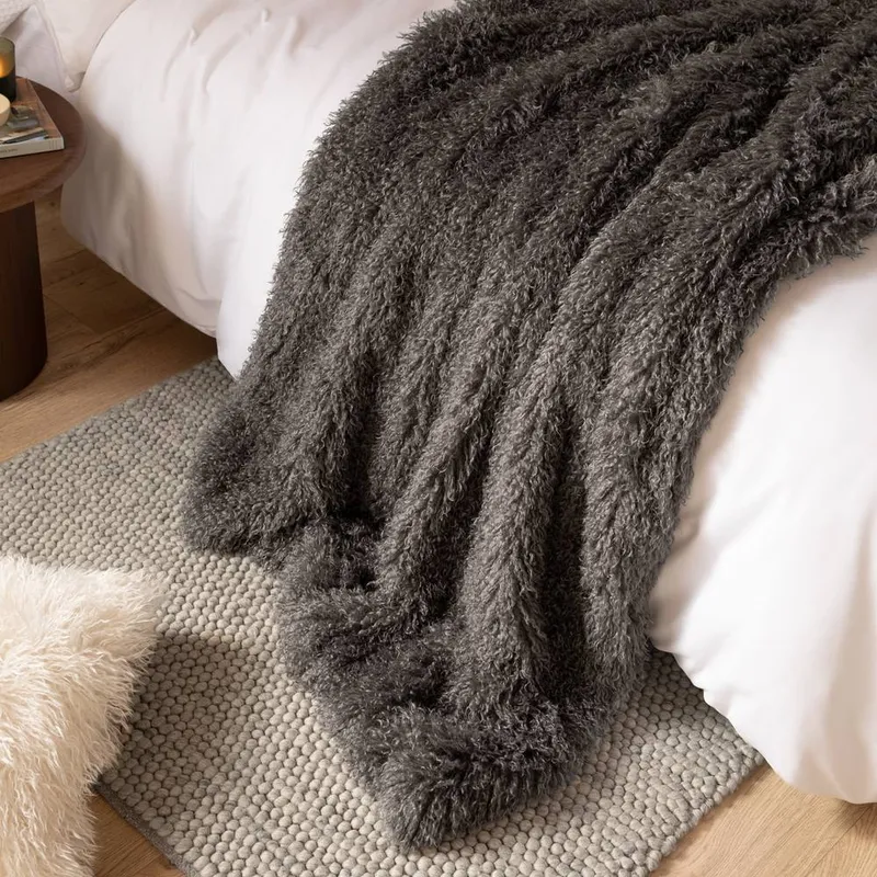 Furn Unisex Rowan Faux Fur Throw in Grey Size: 130cm x 170cm Grey 130cm x 170cm female