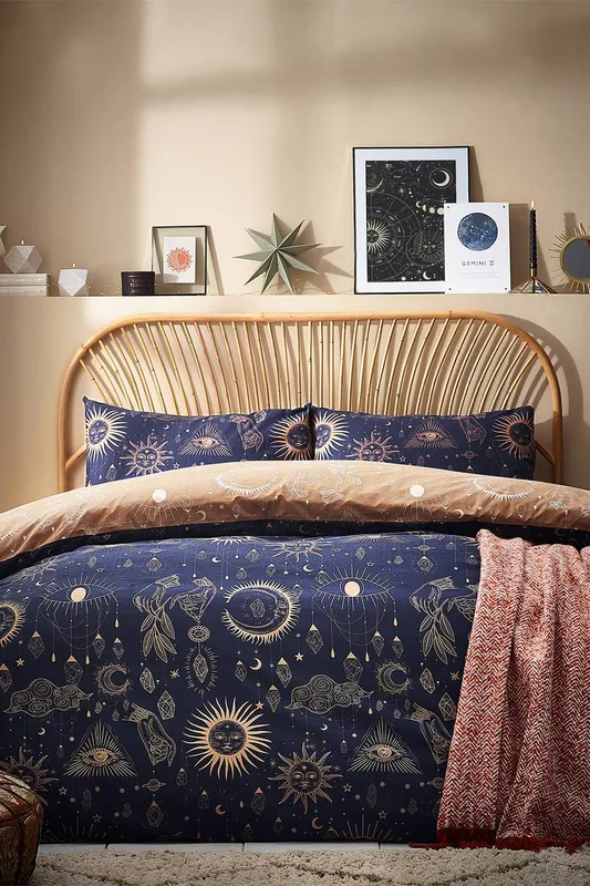Furn Constellation Celestial Reversible Duvet Cover Set Size: Super King Multicolor Super King