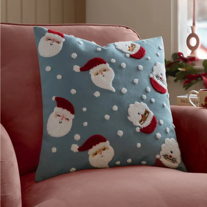 Furn Unisex Santas Tufted Cushion Size: 45cm x 45cm Multicolor 45cm x 45cm female